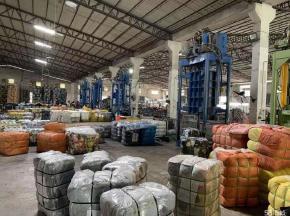 全國(guó)舊衣物鞋包回收網(wǎng)絡(luò) 廢舊物資循環(huán)利用的新篇章